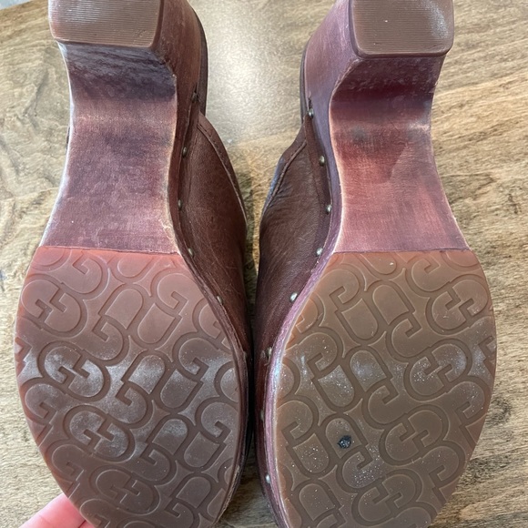 UGG Australia Mules Brown Leather Heels Studded Women's Size 9 - Picture 6 of 6